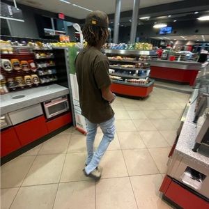 Meet your Posher, Khi